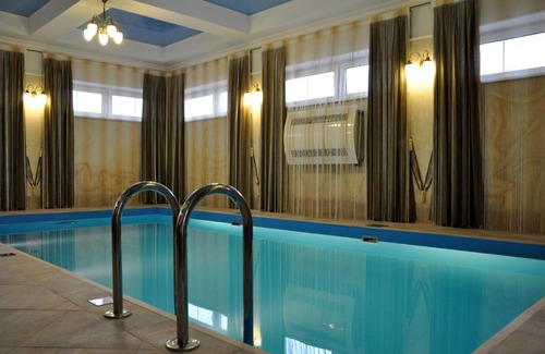Maloye Isakovo Hotel | Villa Medved