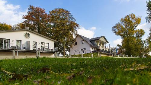 Bantikow Hotel | Villa-Meehr