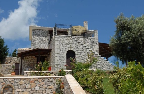 Spanokhorion House | Villa Melia Peaceful Retreat with Views