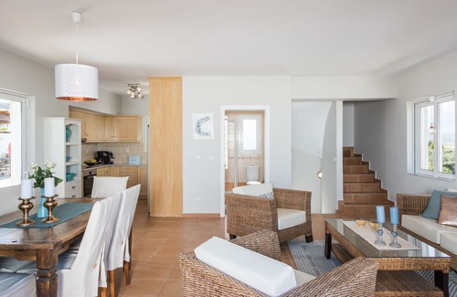 Plaka Villa | Villa Melodie, fantastic pool & terraces, sea view