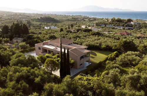 Planos Villa | Villa Merovigli - Sea Views & Private Pool, Ideal for Large Groups, by ZanteWize