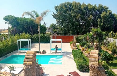 Pisciotto-Carrubella Villa | Villa Michelle