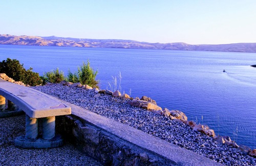 Cesarica Apartment | Villa Mihaela - Beachfront apartment "Ana" with sea view and pool
