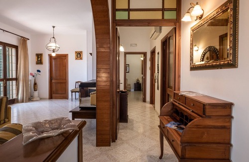 Cocumola Villa | Villa 'Minerva' with Private Terrace, Private Garden and Air Conditioning
