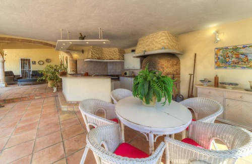 Montgo de Toscamar House | Villa Miramonte - huge pool and gardens with mountain views for 12 guests