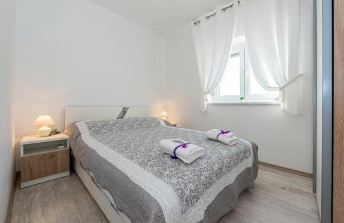 Tijesno Apartment | Villa Mirta