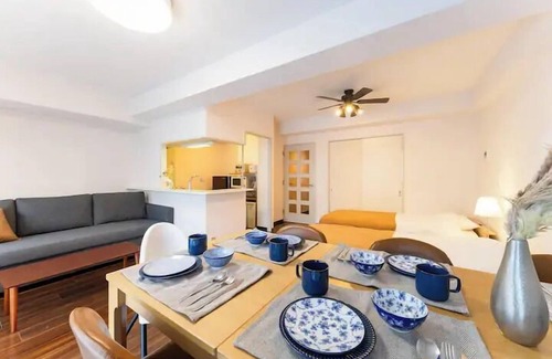 Azabudai Apartment | VILLA MITAMURA 303
