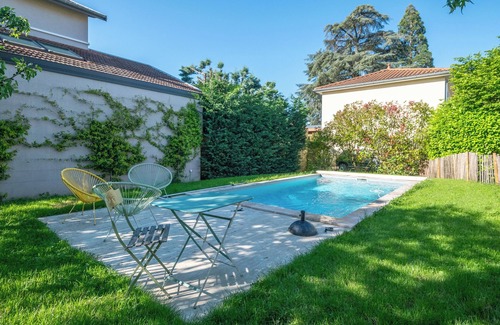 Champagne-au-Mont-d'Or Villa | Villa Mont d'or - Welkeys