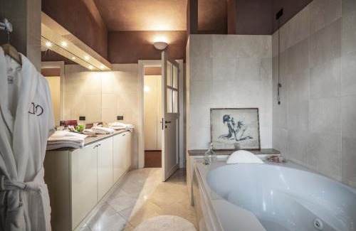 Albaretto della Torre House | Villa Moglietta Host in Langhe