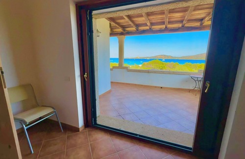 La Conia Villa | Villa Monti Corru Cannigione, 4 camere e 4 bagni.