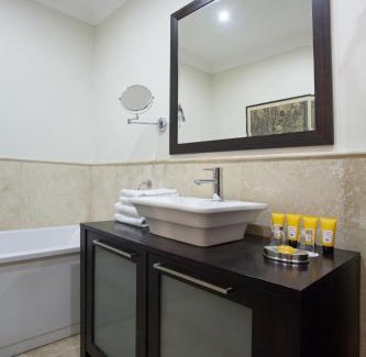 Accra Hotel | Villa Monticello Boutique Hotel