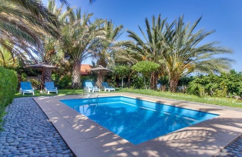 Arafo Villa | Villa Morera with Mountain View, Pool, Fast Wi-Fi, Garden & Terrace; Parking Available