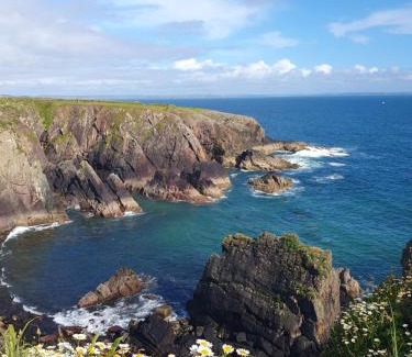 Llawhaden House | Villa Muneera - rural retreat in the heart of Pembrokeshire