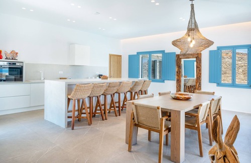 Kanalia Villa | Villa "Myko" with Sea View, Private Pool & Wi-Fi