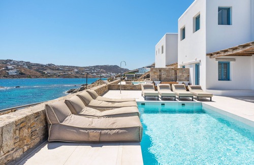 Kanalia Villa | Villa "Myko" with Sea View, Private Pool & Wi-Fi