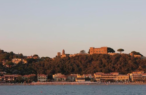 Roccamare Villa | Villa Nannia Beautiful Roccamare Private Beach