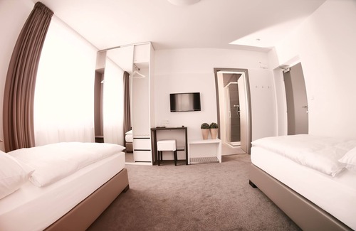 Prague 4 Bed & Breakfast | Villa na Vinici