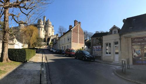 Pierrefonds Apartment | Villa Napoléon