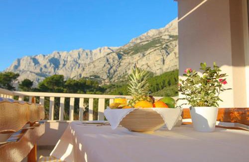 Dugis Villa | Villa Natasha