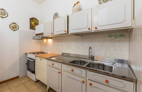 Torri del Benaco Villa | Villa near Lake Garda with Bubble Bath