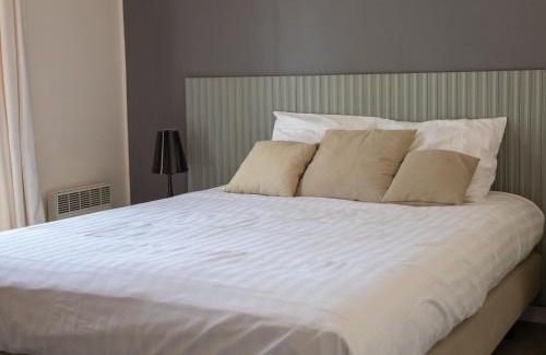 Les Salelles Villa | Villa near Les Vans with Private Pool