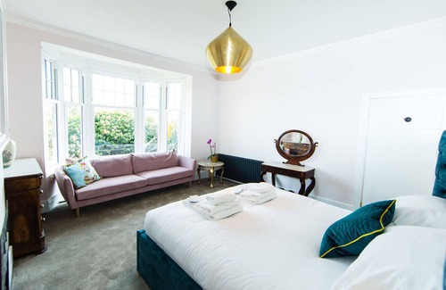 Robin Hood's Bay House | Villa Neptune at Rounton Villa by Maison Parfaite