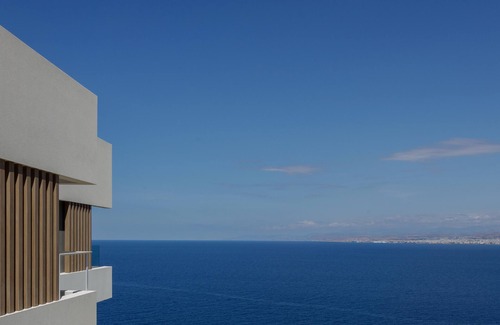 Agia Pelagia Villa | Villa Nereid 5 bedroom villa with infinity heated pool