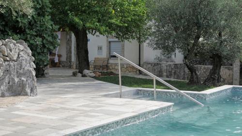 Sveti Vid Dobrinjski Villa | Villa Neval