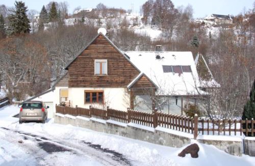 Besse-en-Chandesse House | Villa Nina