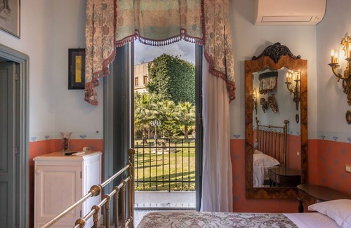 Noto House | Villa Nicolaci-Liberty suites Noto