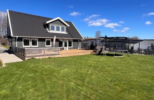 Savsjo Villa | Villa Nina