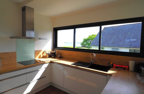 Berven House | Villa Nodeven, sea view, 50 metres from the beach
