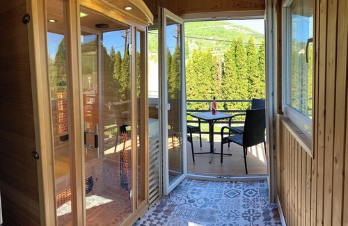 Badacsony Apartment | Villa Nova Badacsony Panoramic views, Sauna, WiFi, AC