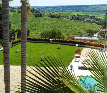 Carlentini Villa | Villa Nunziatina