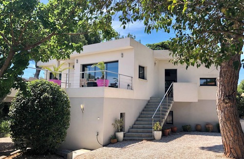 Sete Villa | Villa O2 et baraquette, architect-designed villa with swimming pool in Sète-mont Saint Clair
