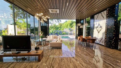 Choeng Mon Villa | Villa Obsidian, sea view and walk to Choeng Mon beach