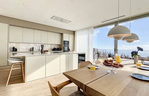 Prazeres House | Villa OceanAIR by Lovelystay