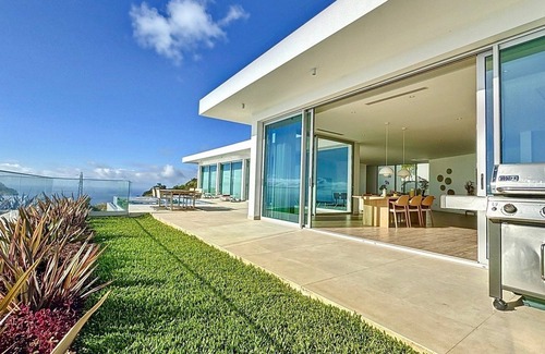Prazeres House | Villa OceanAIR by Lovelystay
