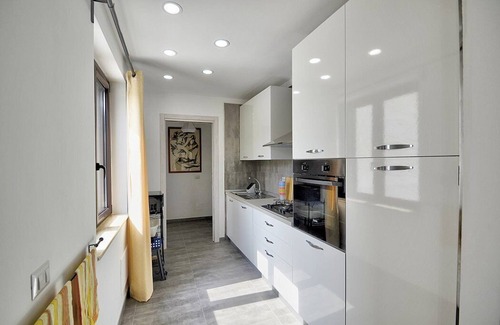 Frascinelle House | Villa Olga C: A cozy and welcoming apartment that is part of a villa situated in a quiet location, a few minutes from the town center, with Free WI-FI.