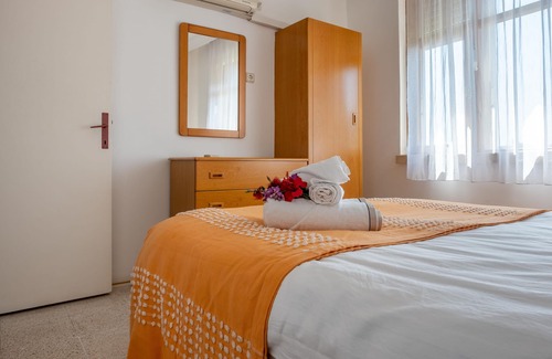 Bogazkent House | Villa Olinda-Triplex with huge private Garden