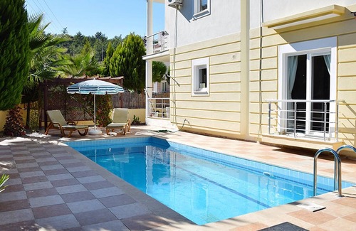 Yesiluzumlu Villa | Villa Olive (4 Bedroom Triplex Villa, Sleeps up to 8 Guests)
