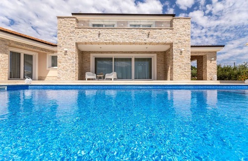 Brzac Villa | Villa Olive Garden with Pool & Seaview