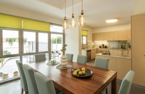 Filopappou Villa | Villa Olivia Philopappou | City Escape Near Acropolis