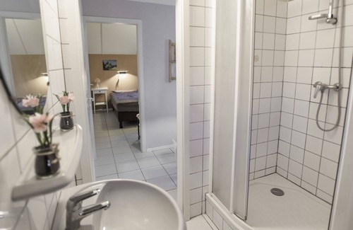 Daumazan-sur-Arize House | Villa on estate with 2 swimming pools
