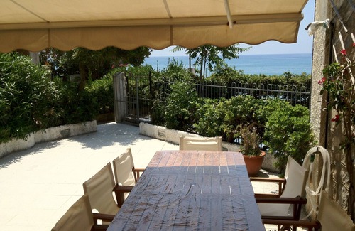 Belvedere Marittimo Villa | VILLA ONLY 5 METERS FROM THE DIAMOND BEACH (CS)