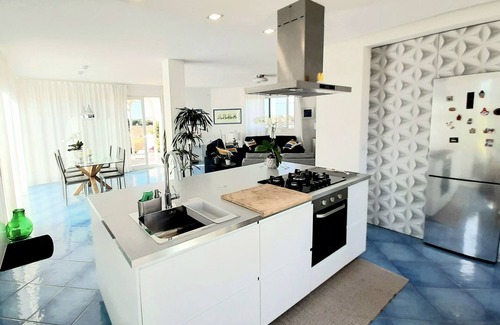 Alcamo Villa | VILLA ORCHIDEA HOLIDAY HOUSE - GARDEN - ALCAMO CASTELLAMMARE DEL GOLFO SCOPELLO