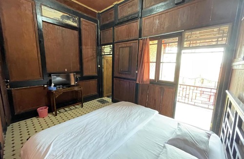 Cilobak Hotel | Villa Oriental Curug Nangka