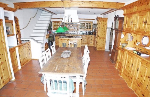Orselina Apartment | Villa Orselina is a beautiful and original 5.