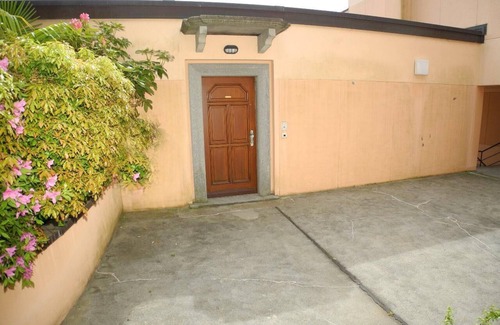 Orselina Apartment | Villa Orselina is a beautiful and original 5.