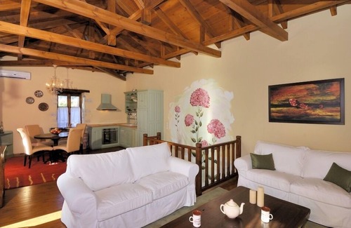 Milies Villa | Villa Ortansia